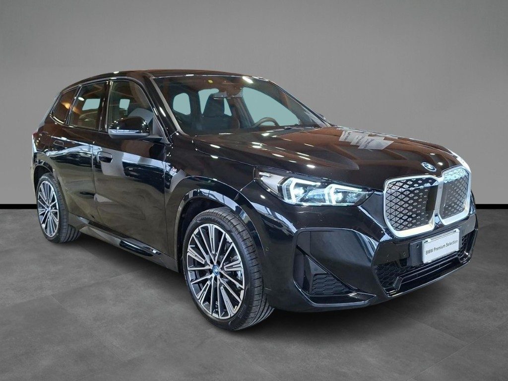 BMW iX1 eDrive 20 Msport Aut. + Tetto apr. - 16