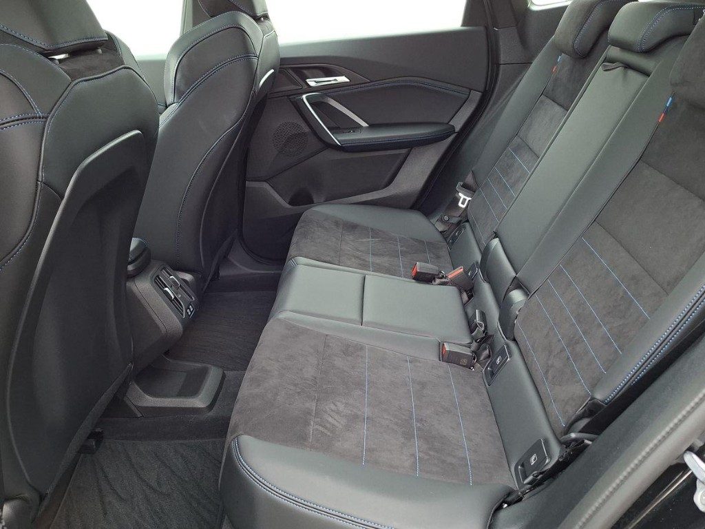 BMW iX1 eDrive 20 Msport Aut. + Tetto apr. - 12