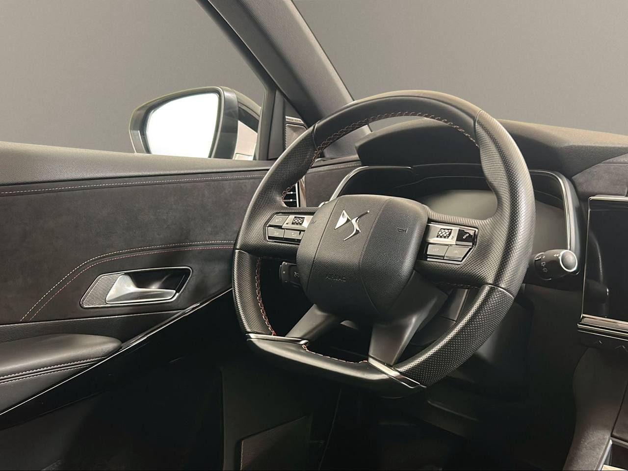 DS AUTOMOBILES DS 7 Crossback E-Tense 4x4 Performance Line TETTO APRIBILE - 26