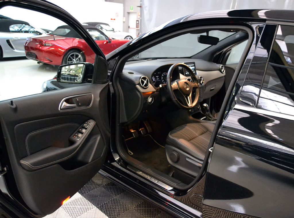 MERCEDES-BENZ B 180 BlueEFFICIENCY Premium Unico Proprietario - 2