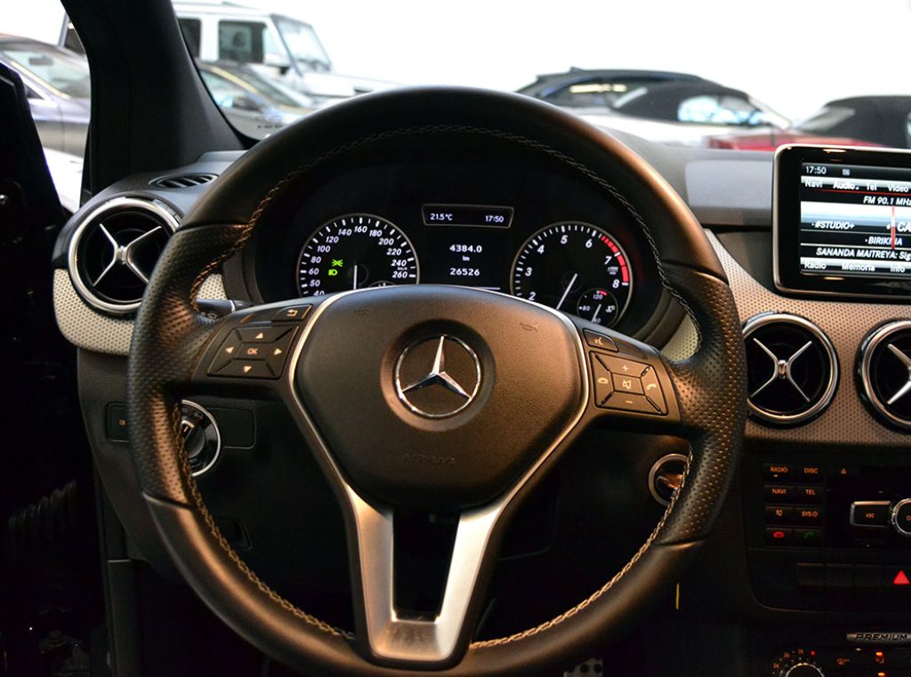 MERCEDES-BENZ B 180 BlueEFFICIENCY Premium Unico Proprietario - 9
