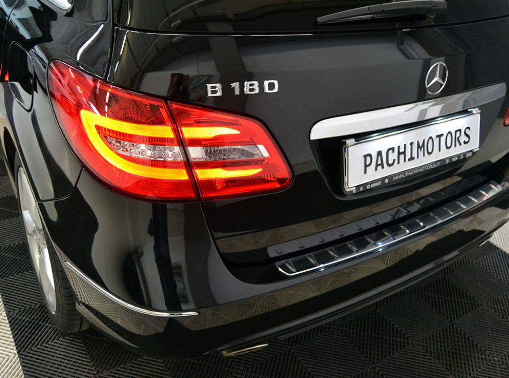 MERCEDES-BENZ B 180 BlueEFFICIENCY Premium Unico Proprietario - 20