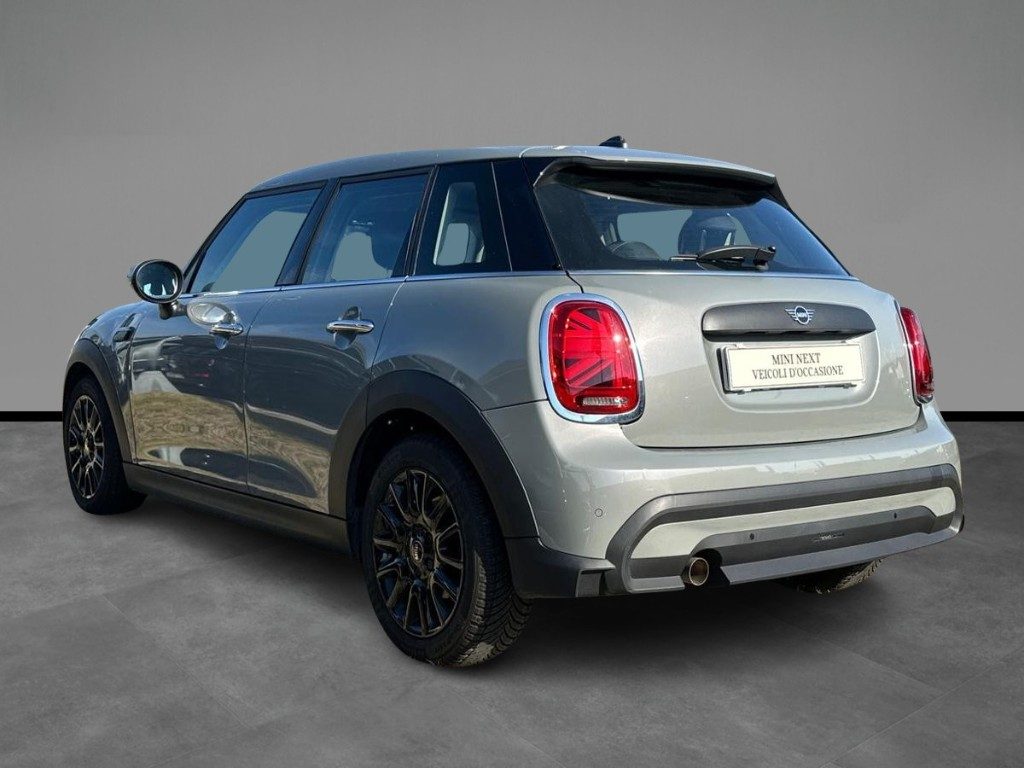 MINI One 1.5 One 75 CV 5 porte Essential - 4
