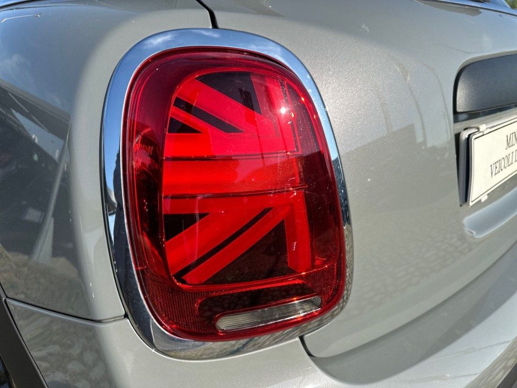 MINI One 1.5 One 75 CV 5 porte Essential - 7