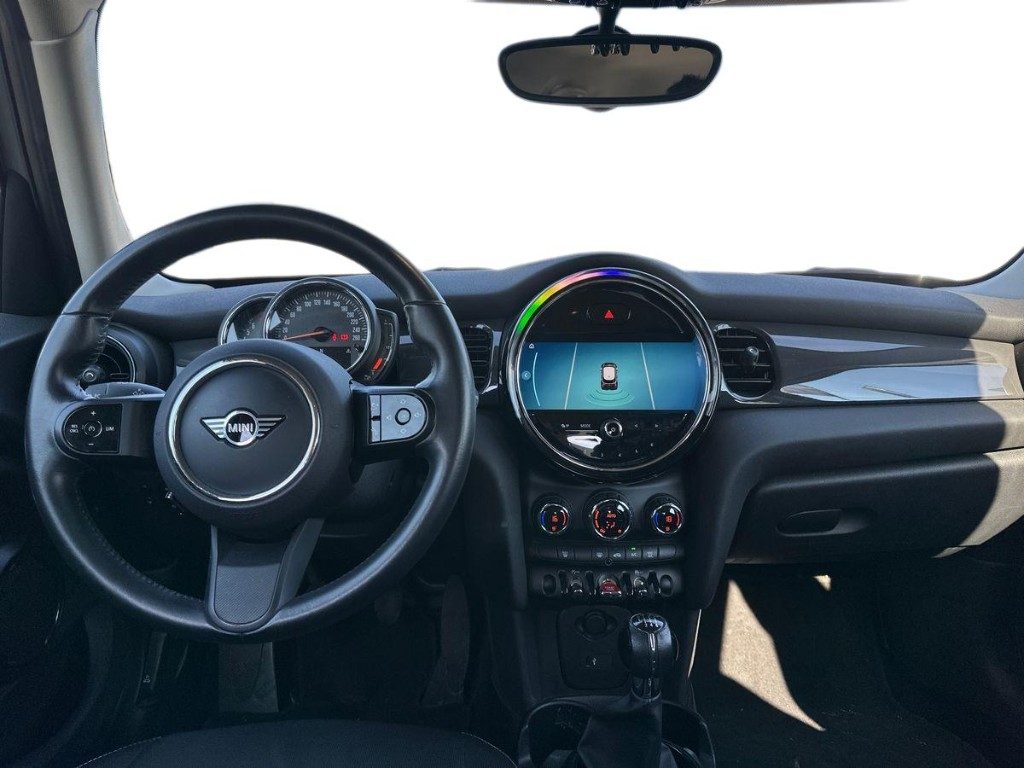 MINI One 1.5 One 75 CV 5 porte Essential - 8