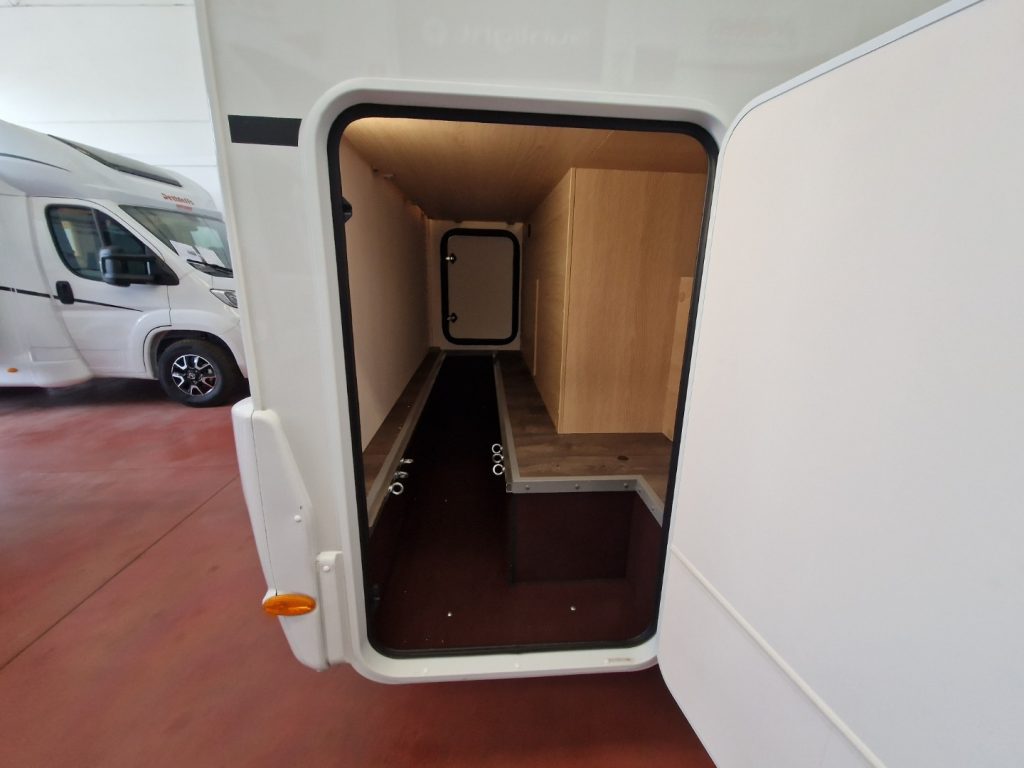 PRENOTA SUNLIGHT A60 MANSARDATO 5,95 METRI