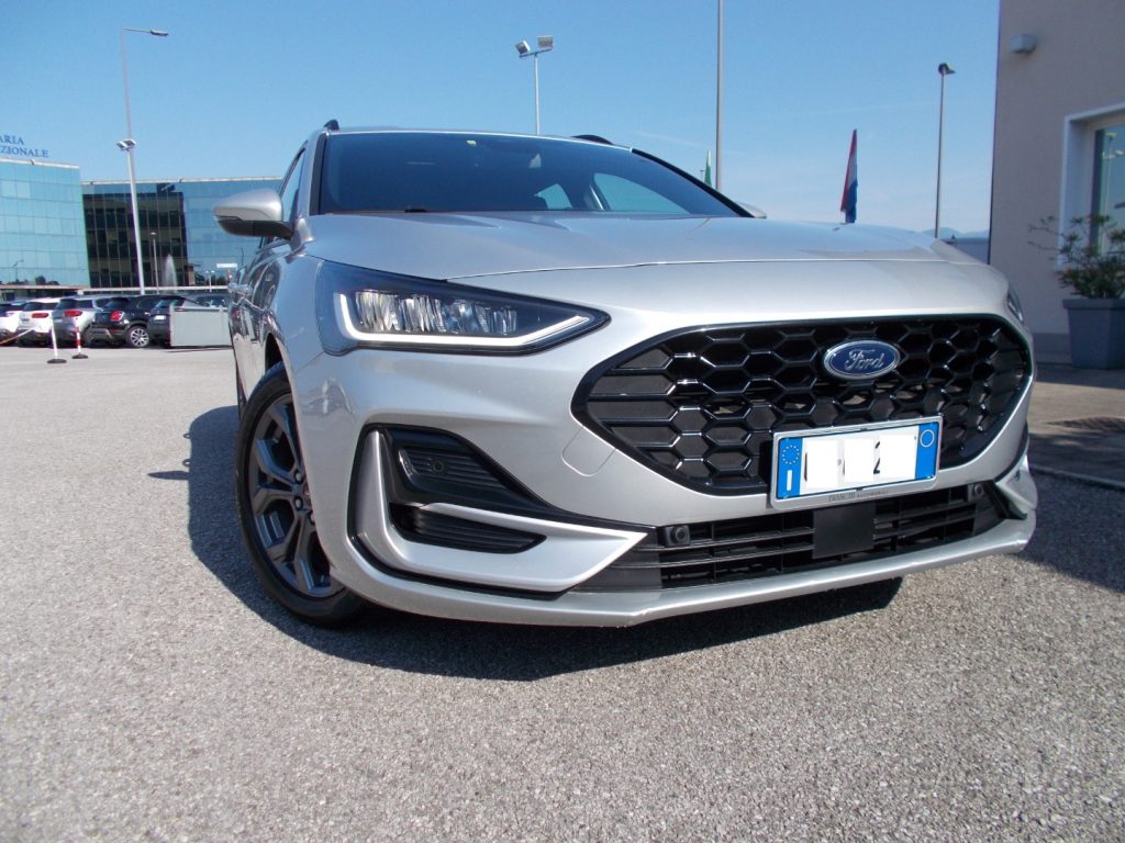 FORD Focus 1.0 EcoBoost Hybrid 125CV Powershift SW ST-Line De - 3