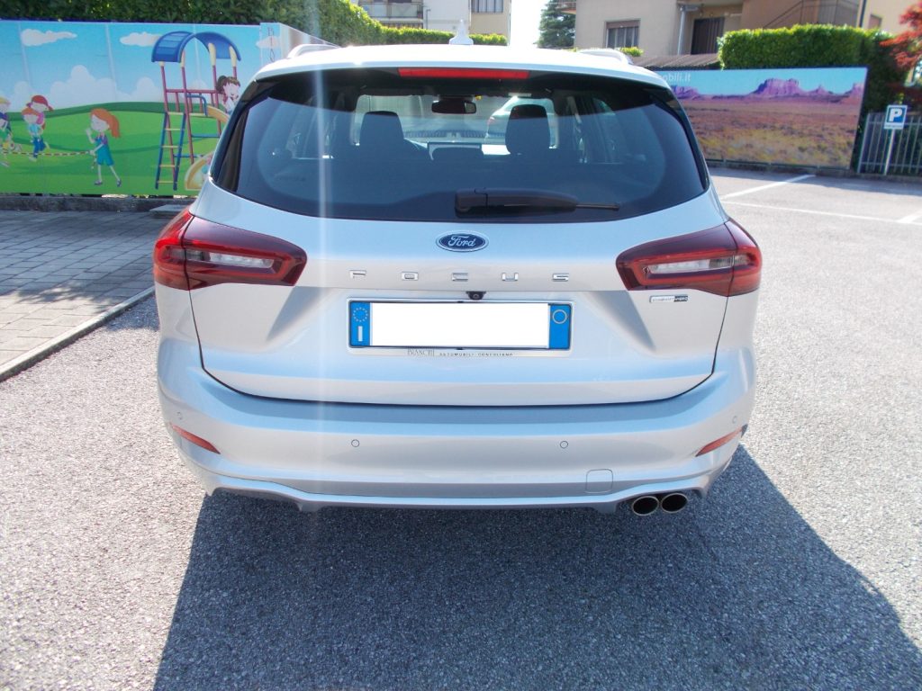 FORD Focus 1.0 EcoBoost Hybrid 125CV Powershift SW ST-Line De - 6