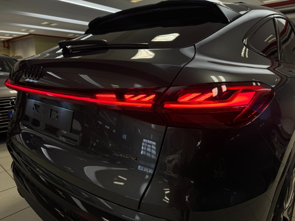 AUDI Q5 SPB TDI 150 kW mHEV+ S tronic quattro S line editi - 17
