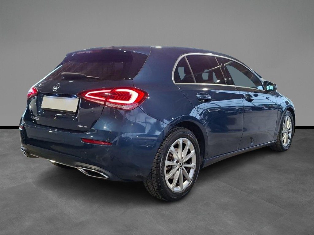 MERCEDES-BENZ A 200 d Automatic Sport - 14
