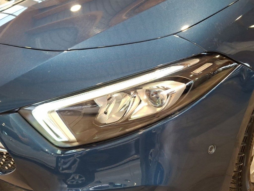 MERCEDES-BENZ A 200 d Automatic Sport - 5
