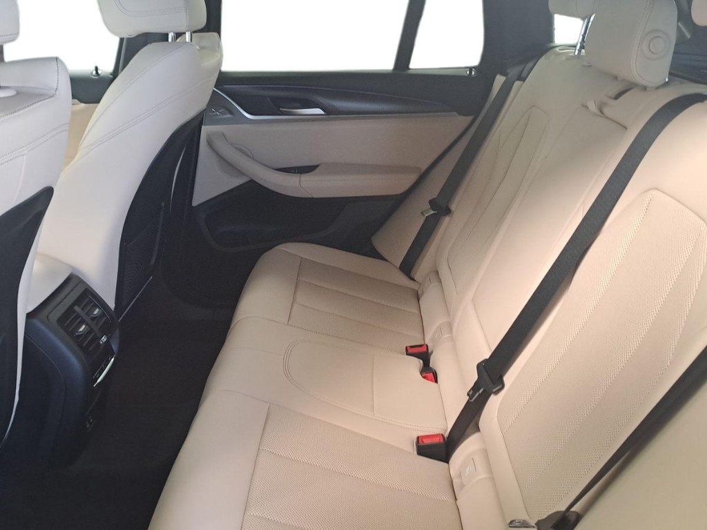 BMW X3 xDrive30d 249CV 48V Msport Aut. - 12