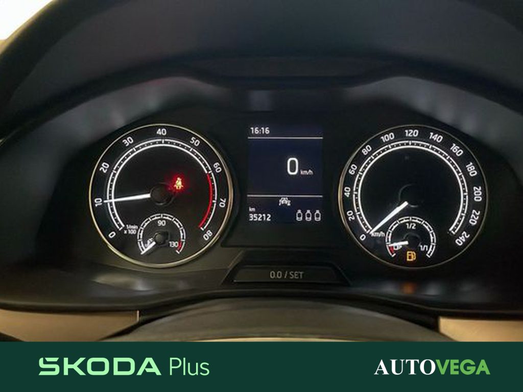 SKODA Kamiq 1.0 tsi style 110cv - 12