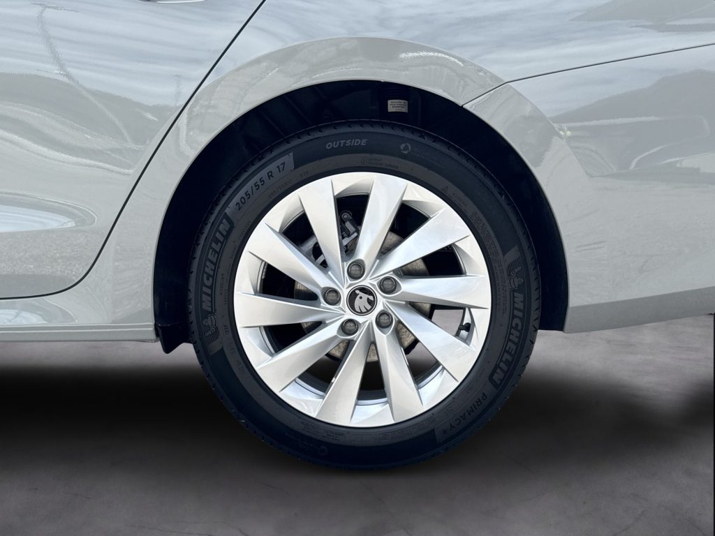 SKODA Octavia wagon 2.0 tdi executive 150cv dsg - 18