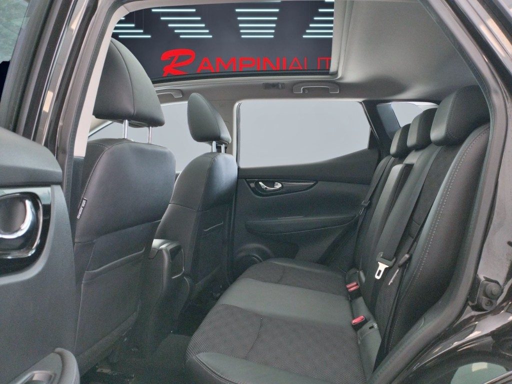 NISSAN Qashqai 1.6 dCi 4WD Tekna Unico Prop. Pronta Consegna - 17