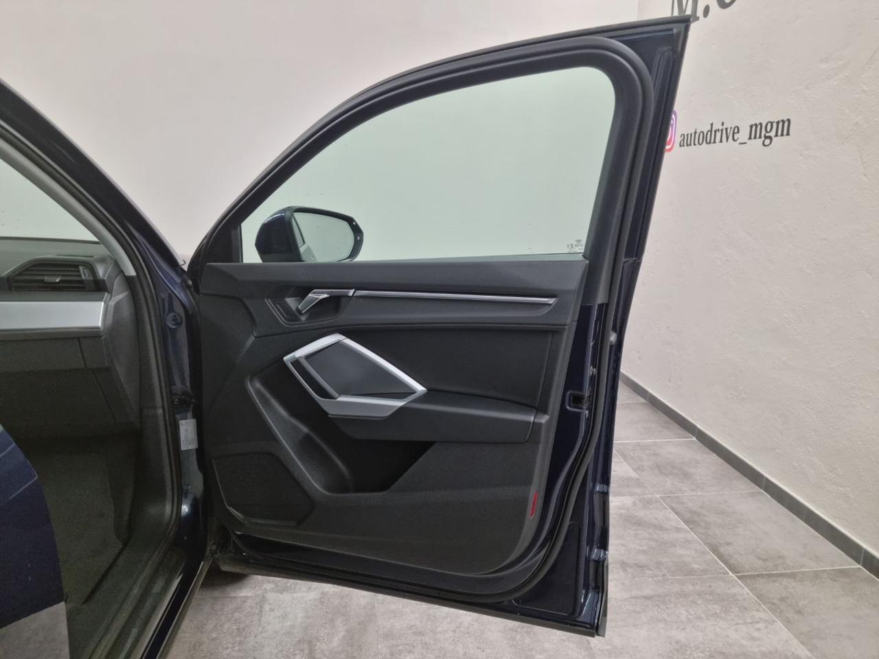 AUDI Q3 SPB 35 TFSI S tronic S line edition - 25
