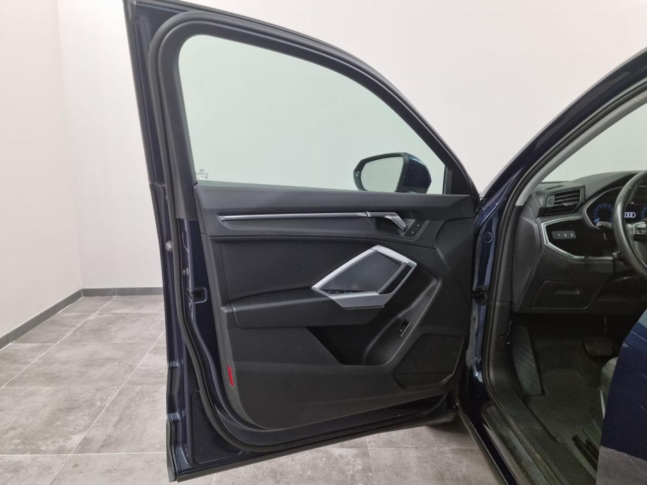 AUDI Q3 SPB 35 TFSI S tronic S line edition - 20