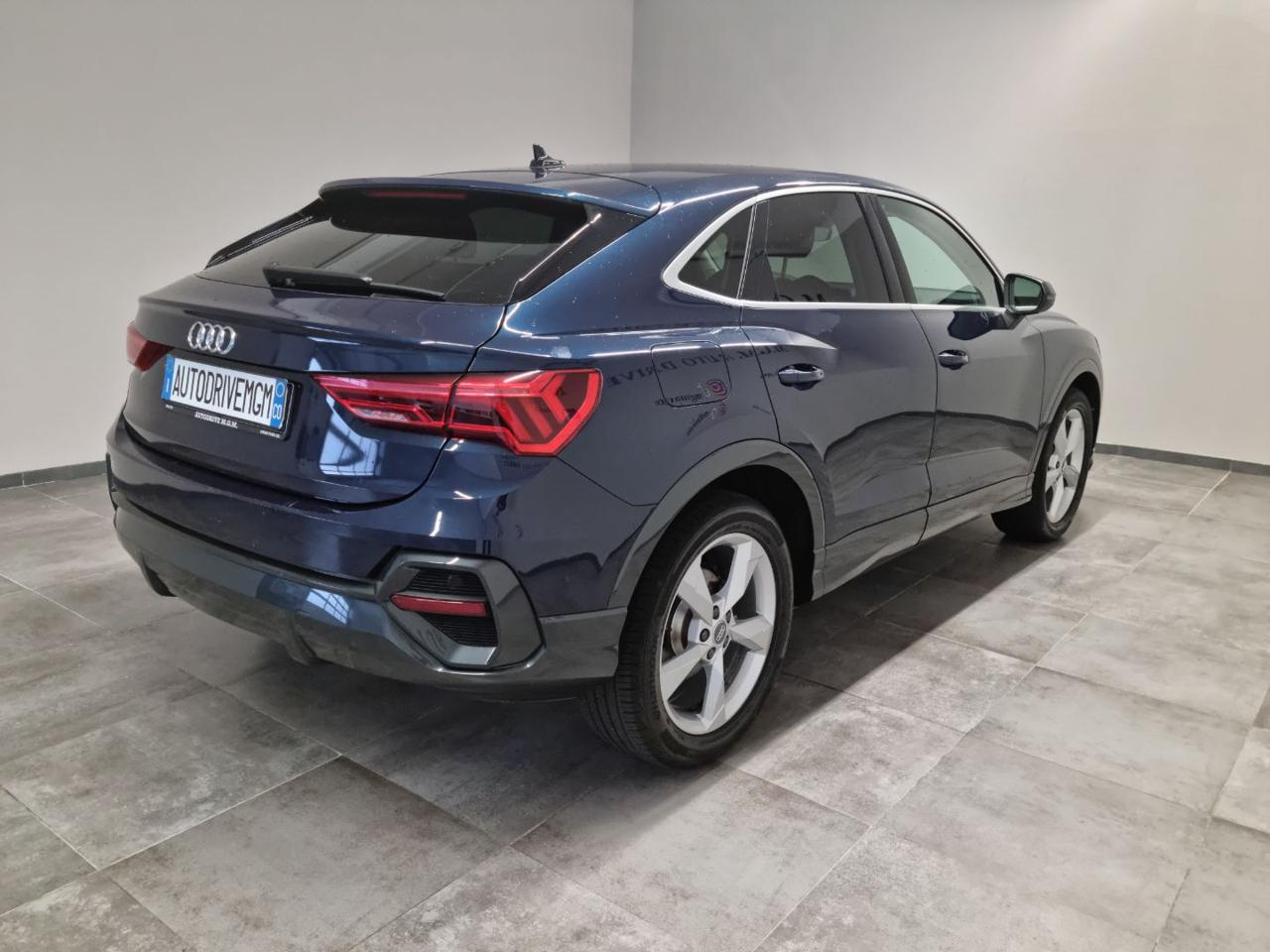 AUDI Q3 SPB 35 TFSI S tronic S line edition - 19
