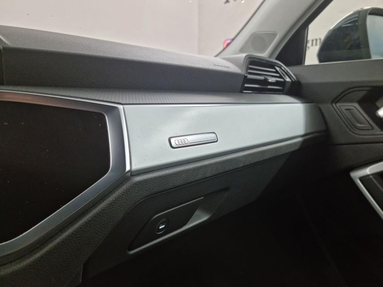 AUDI Q3 SPB 35 TFSI S tronic S line edition - 36