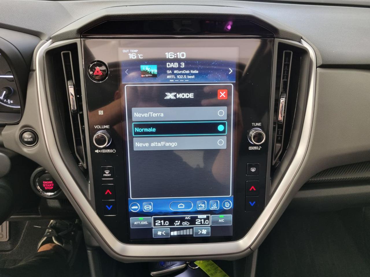 SUBARU Crosstrek 2.0i e-Boxer MHEV CVT Lineartronic Premium - 30
