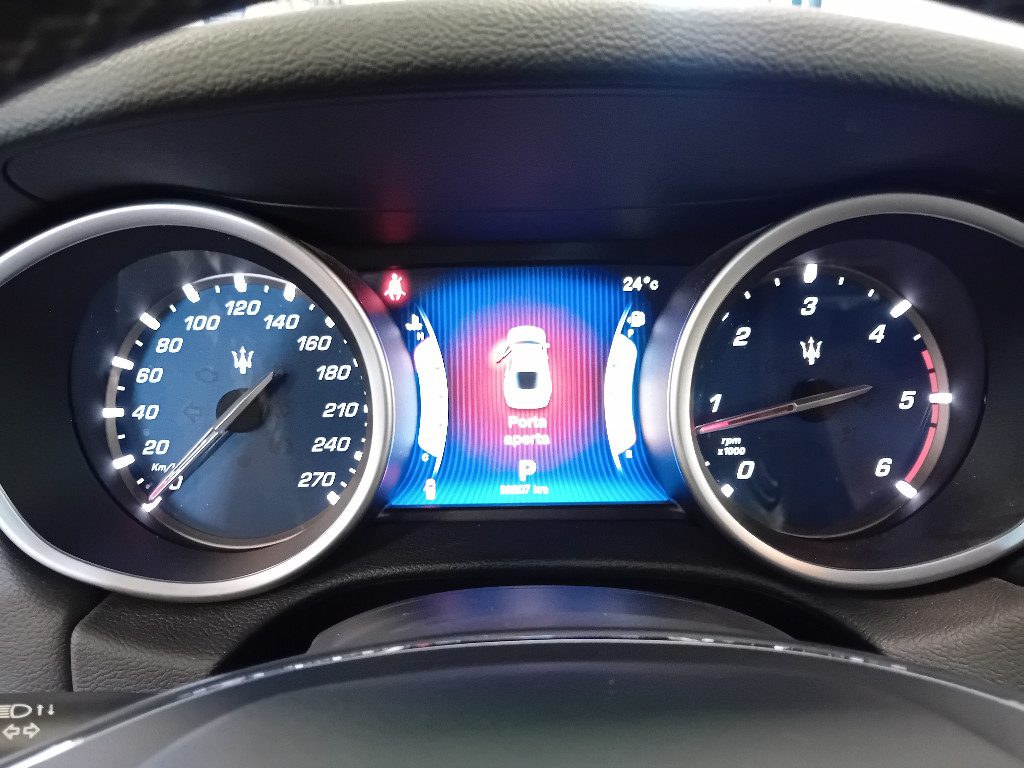 Clicca per ingrandire Ghibli - V6 Diesel 275 CV OFFERTA PROMO!!!!