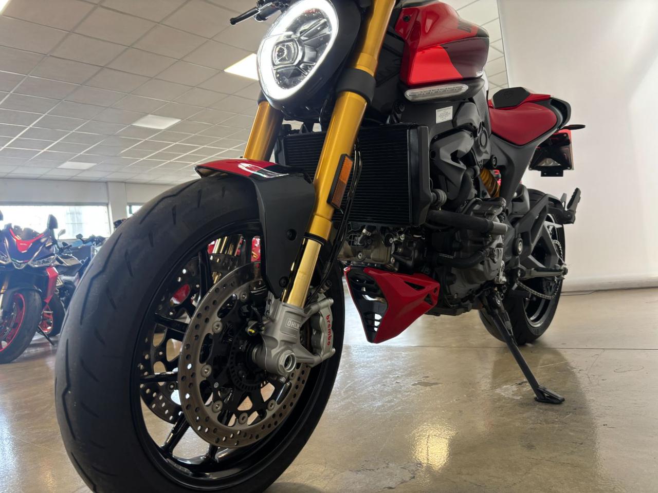 DUCATI Monster 937 SP Dark Stealth - 3