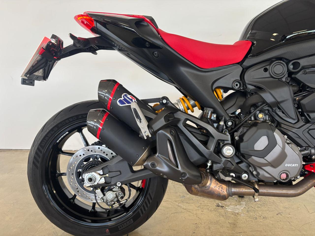 DUCATI Monster 937 SP Dark Stealth - 6