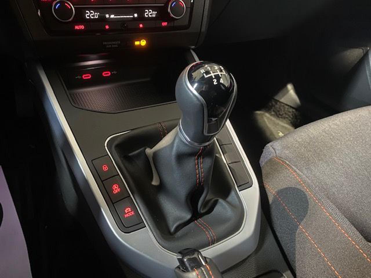SEAT Arona 1.0 EcoTSI FR - 9