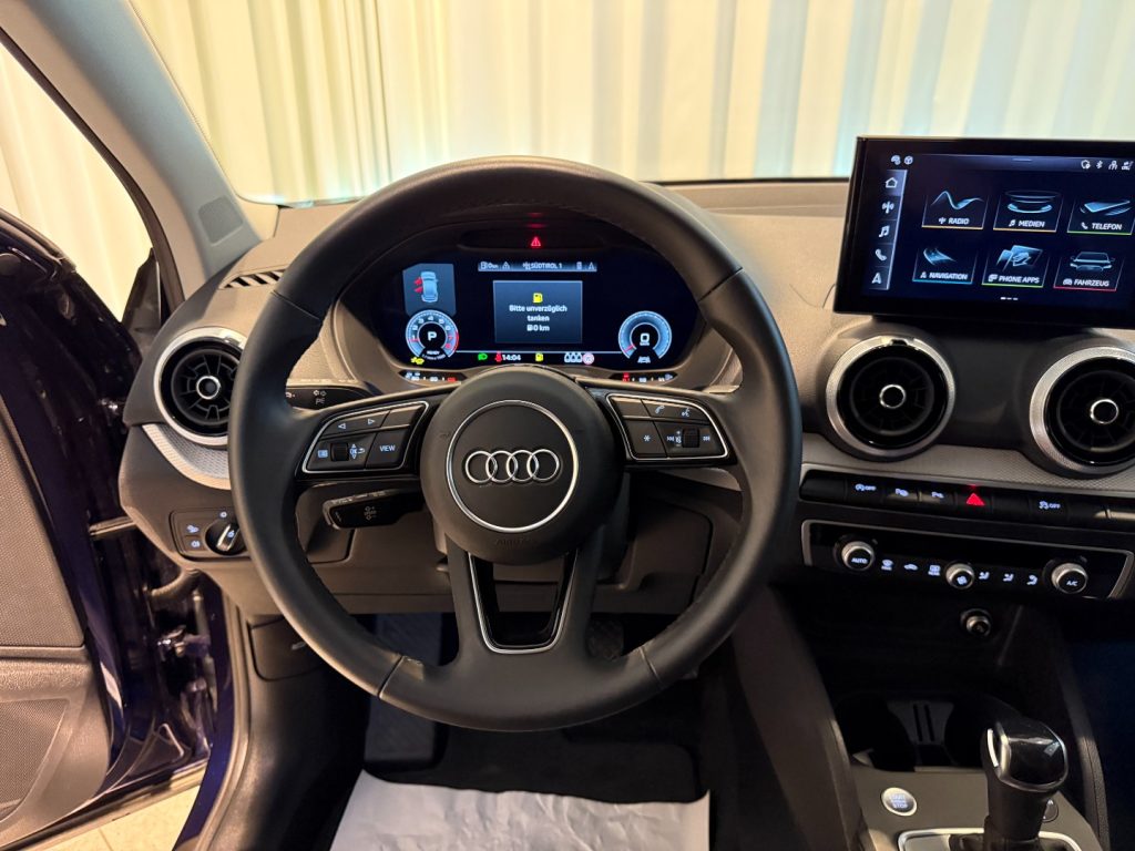 AUDI Q2 35 TFSI S tronic S-Line Matrix Navi Park Assist - 7