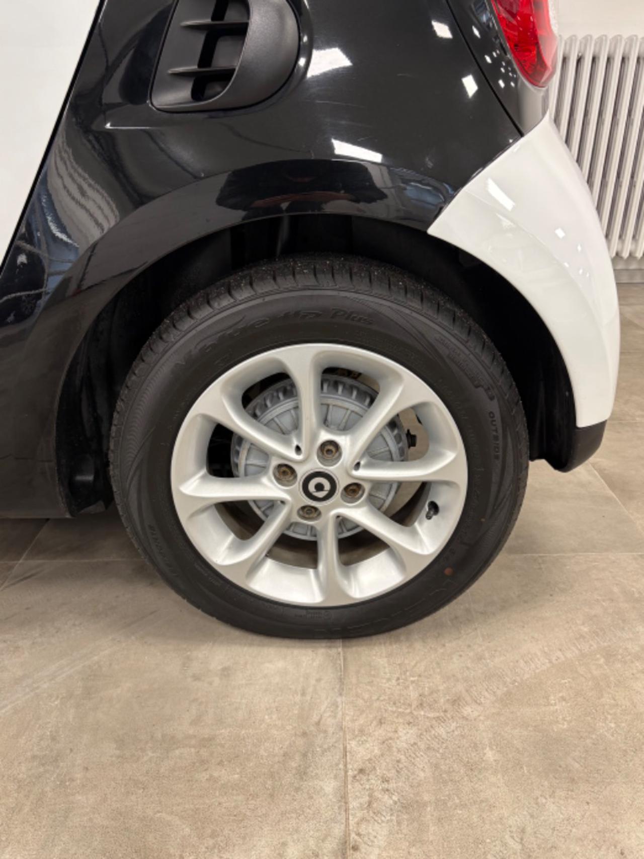 SMART ForFour 70 1.0 Youngster GPL prezzo reale - 20