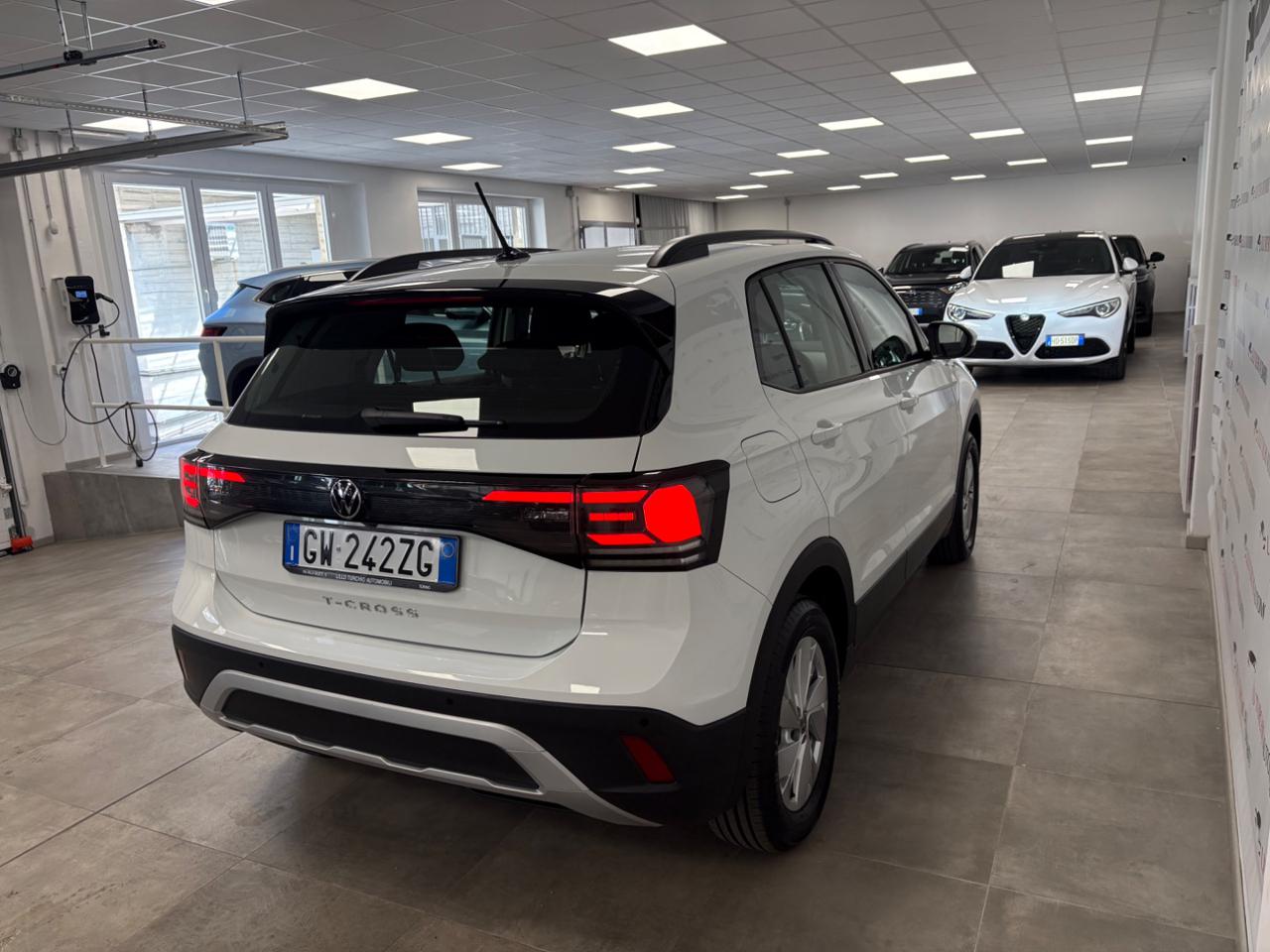 VOLKSWAGEN T-Cross 1.0 TSI Life 95 CV - 6
