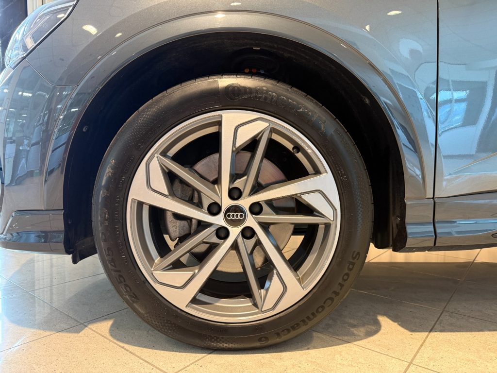 AUDI Q3 Sportback 40 TDI quattro S line Matrix Navi Camera - 18