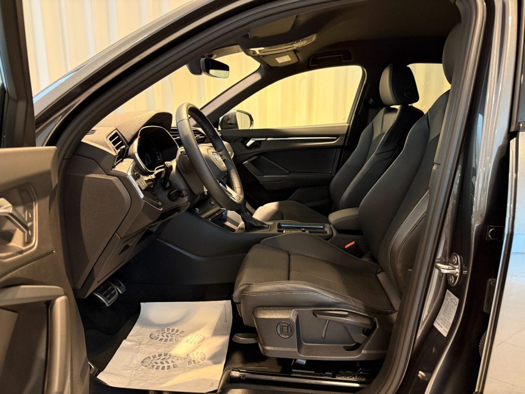 AUDI Q3 Sportback 40 TDI quattro S line Matrix Navi Camera - 4