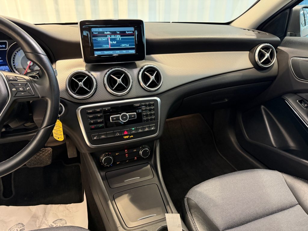 MERCEDES-BENZ GLA 200 CDI Automatic 4Matic Executive LED Navi Bluetooth - 8