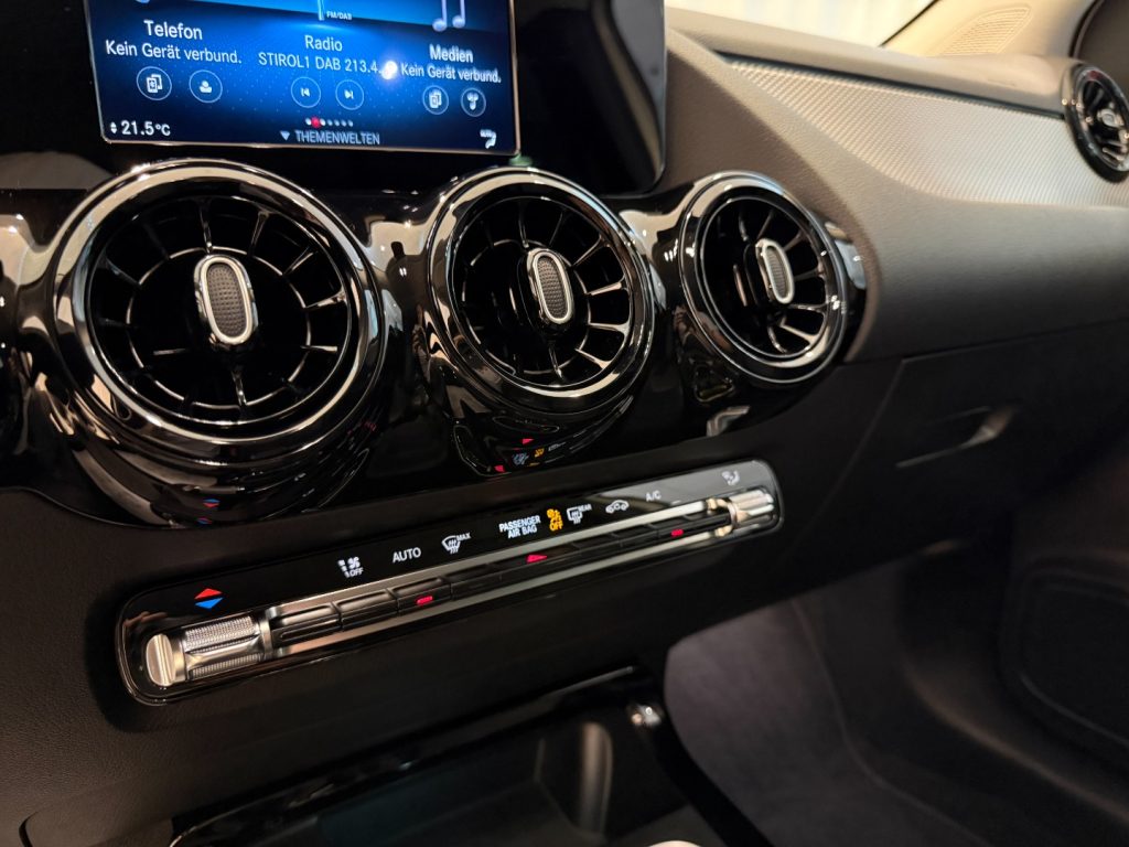 MERCEDES-BENZ B 180 d Assist Radio Park Assist Clima - 13