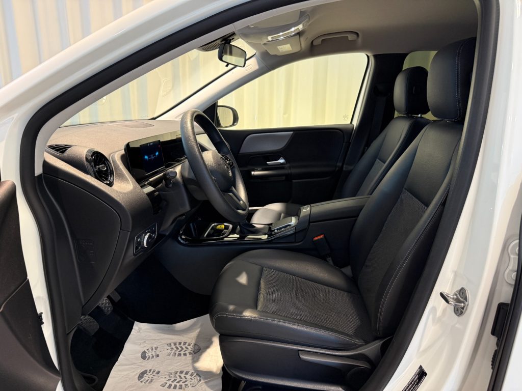 MERCEDES-BENZ B 180 d Assist Radio Park Assist Clima - 4