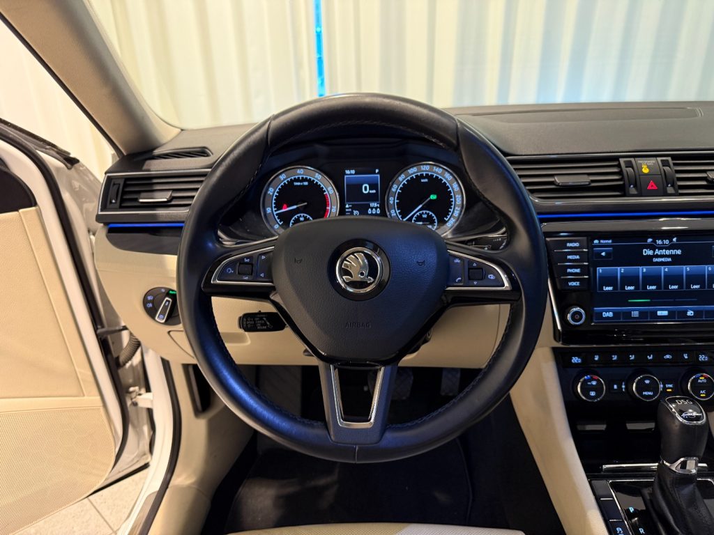 SKODA Superb 2.0 TSI DSG 4x4 Wagon Laurin&Klement ***HÄNDLER*** - 5