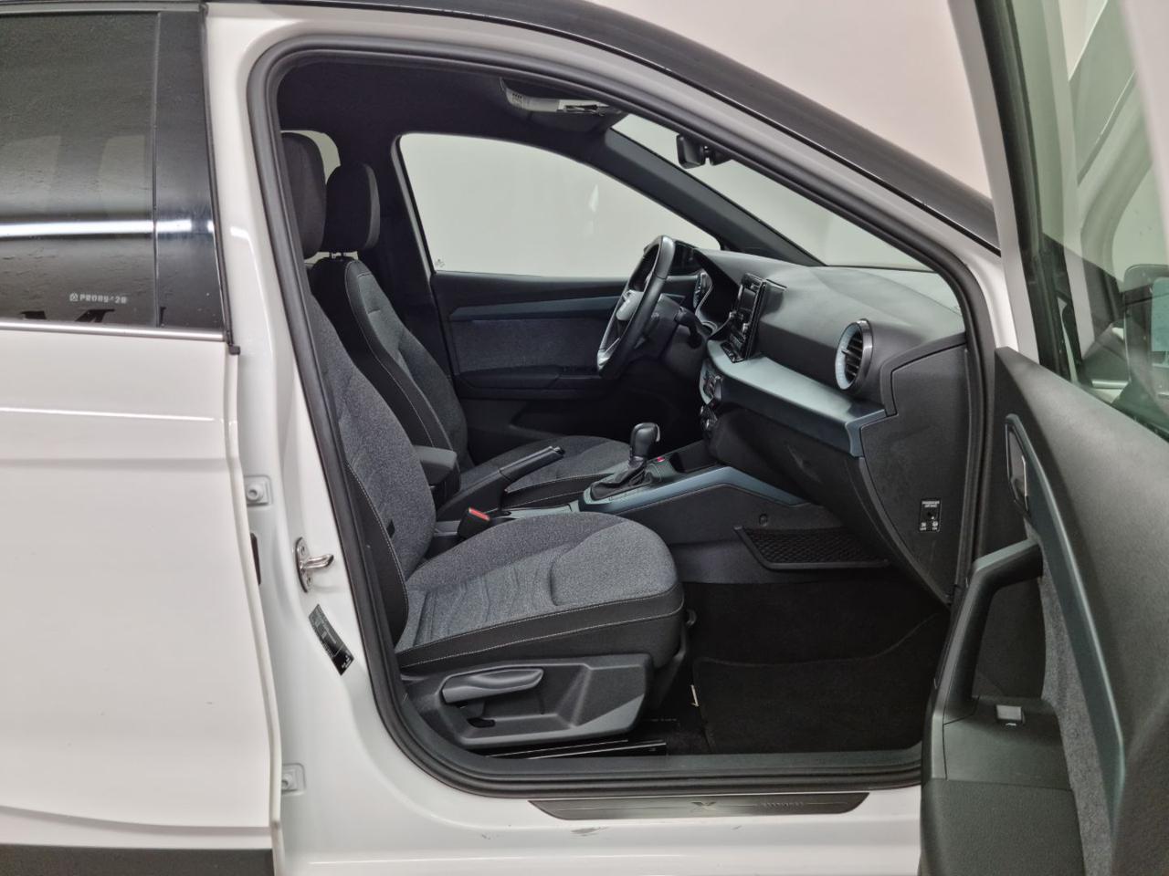 SEAT Arona 1.0 EcoTSI 110 CV DSG XPERIENCE - 9