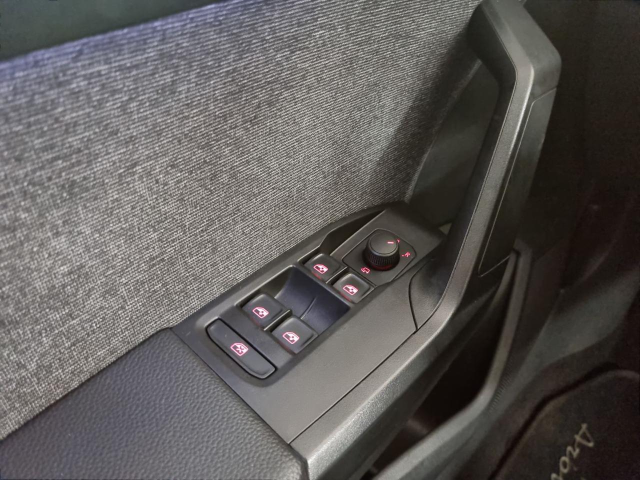 SEAT Arona 1.0 EcoTSI 110 CV DSG XPERIENCE - 33