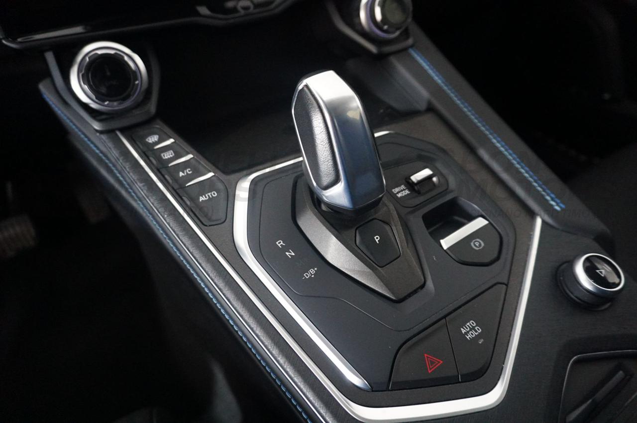 LYNK & CO 01 1.5 PHEV. DCT - 13