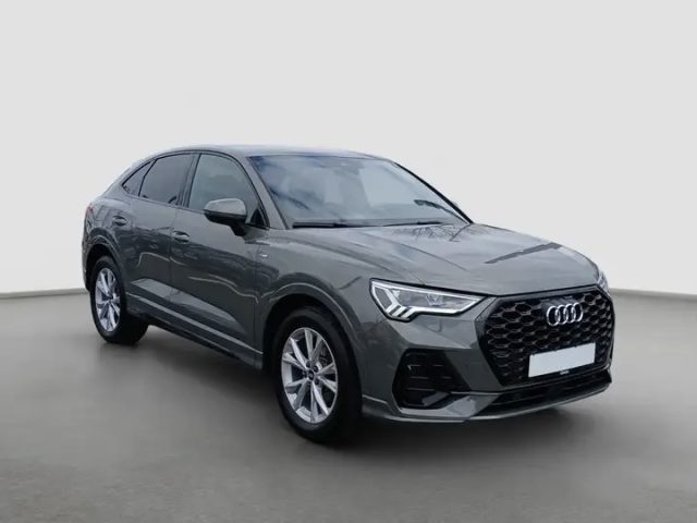 AUDI Q3 Grigio scuro metallizzato