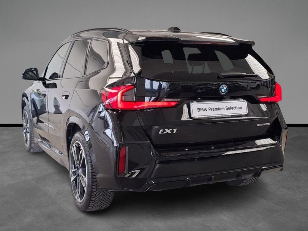BMW iX1 xDrive 30 Msport Aut. - 4