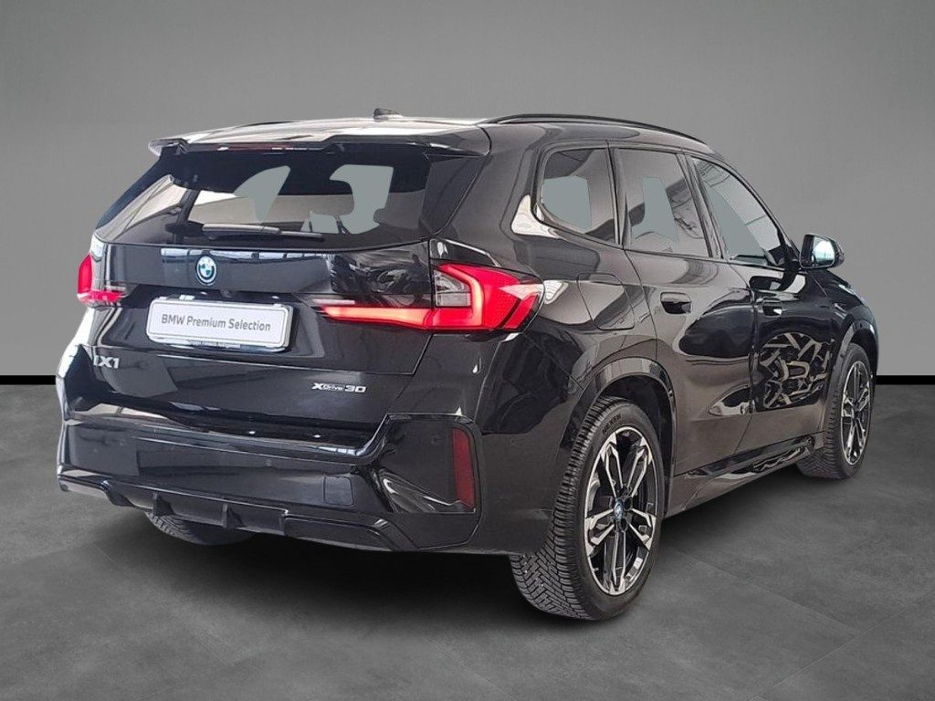BMW iX1 xDrive 30 Msport Aut. - 16