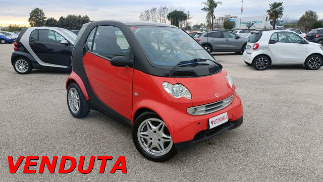 SMART ForTwo Rosso pastello