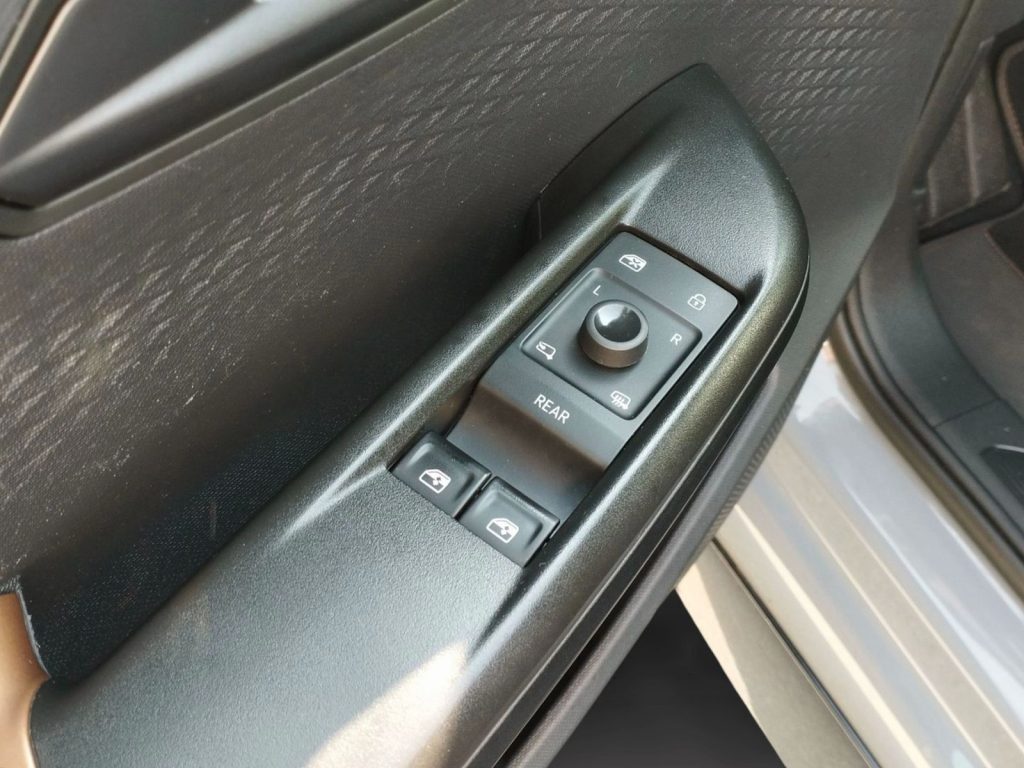 CUPRA Born 58kwh - 17