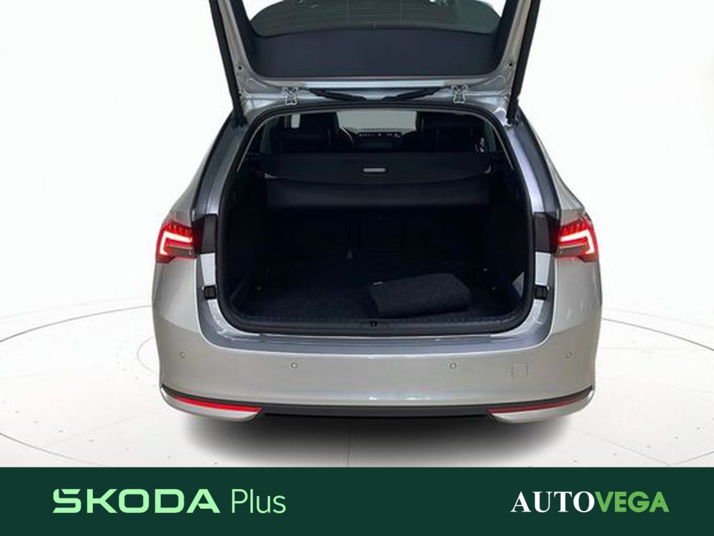 SKODA Octavia wagon 2.0 tdi selection 150cv dsg - 19