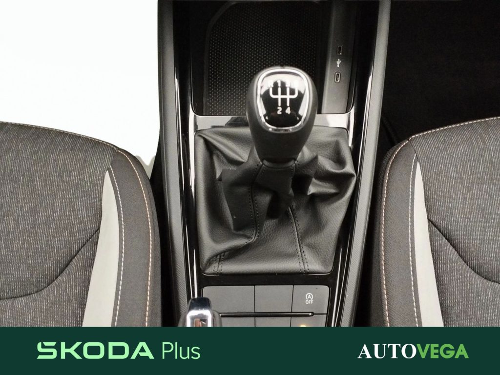 SKODA Kamiq 1.0 tsi black dots 95cv - 14