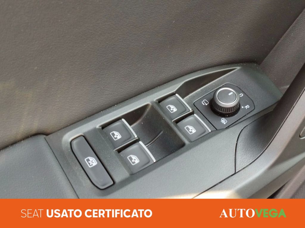 SEAT Leon 1.0 etsi fr 110cv dsg - 15