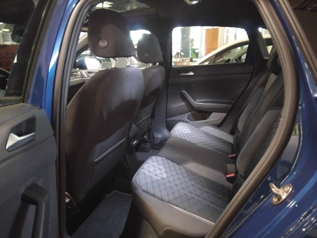 VOLKSWAGEN Taigo 1.0 TSI R-Line TETTO 17 CON GRIMALDI SPECIAL DAY - 7