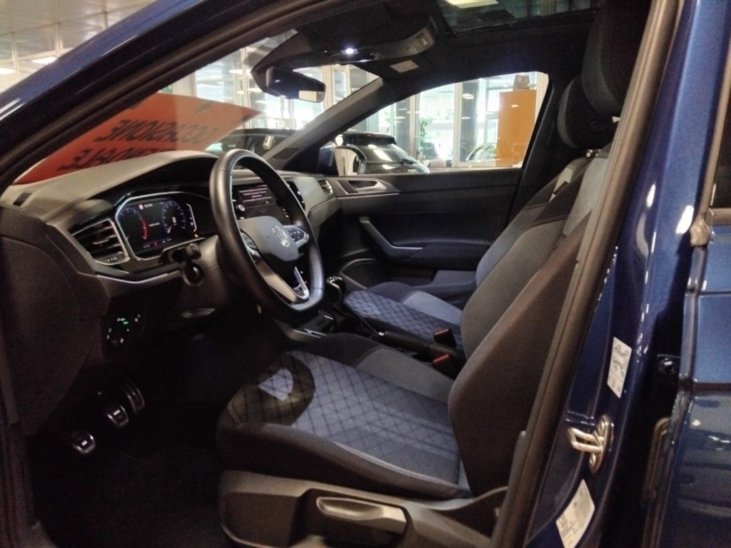 VOLKSWAGEN Taigo 1.0 TSI R-Line TETTO 17 CON GRIMALDI SPECIAL DAY - 13